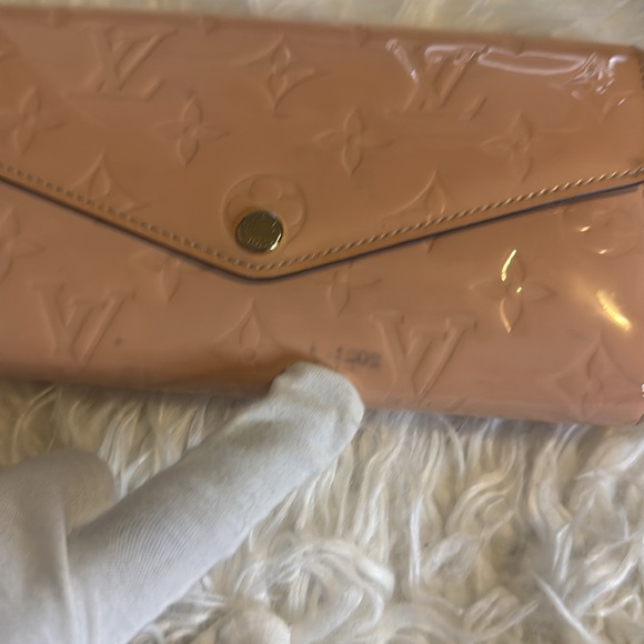 Louis Vuitton Vernis Sarah Compact Wallet Rose Ballerine GUC - Picture 13 of 16
